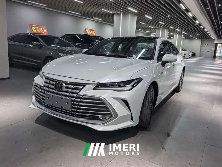 Toyota Avalon Dual-Engine 2.0L Exclusive Edition