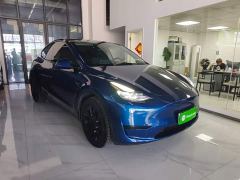 Tesla Model Y Rear-Wheel Drive - ფოტო 3