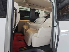 Li Auto Li Xiang MEGA Ultra - photo 16