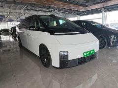 Li Auto Li Xiang MEGA Ultra - photo 3