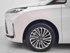 Buick GL8 New Energy Lusang Respect Edition - photo 10