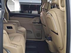 Buick GL8 New Energy Lusang Respect Edition - photo 16