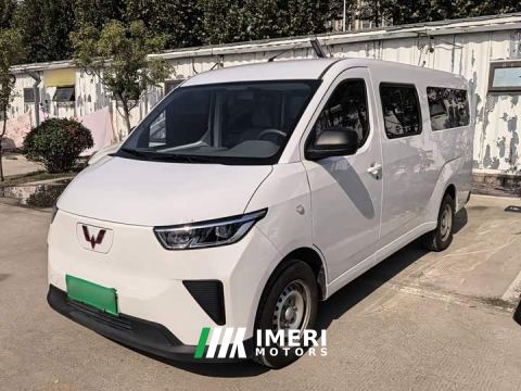 2024 Wuling Yangguang 300km Comfort Passenger Van 60kW
