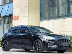 Ford Focus Hatchback EcoBoost 180 Automatic ST Line - фото 3
