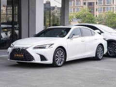 Lexus ES 300h Premium Edition - ფოტო 1