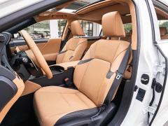 Lexus ES 300h Premium Edition - ფოტო 11
