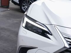 Lexus ES 300h Premium Edition - ფოტო 6