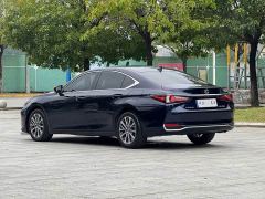 Lexus ES 200 Excellence Edition - ფოტო 15