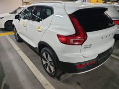 Volvo XC40 B3 Smart Remote Luxury Edition - ფოტო 4