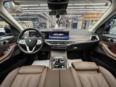 BMW X7 xDrive40i Premier Luxury Package - ფოტო 11