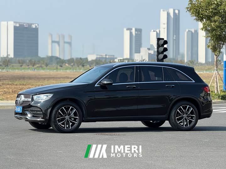 Mercedes-Benz GLC 260 L 4MATIC Luxury