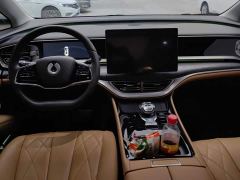 Denza D9 DM-i 980 AWD Luxury - ფოტო 12
