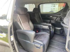 Toyota Alphard 2016 3.5L Automatic - ფოტო 4