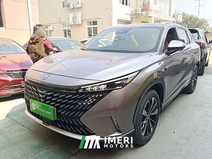 SAIC MG RX5 New Energy eRX5 Super Hybrid Premium Edition