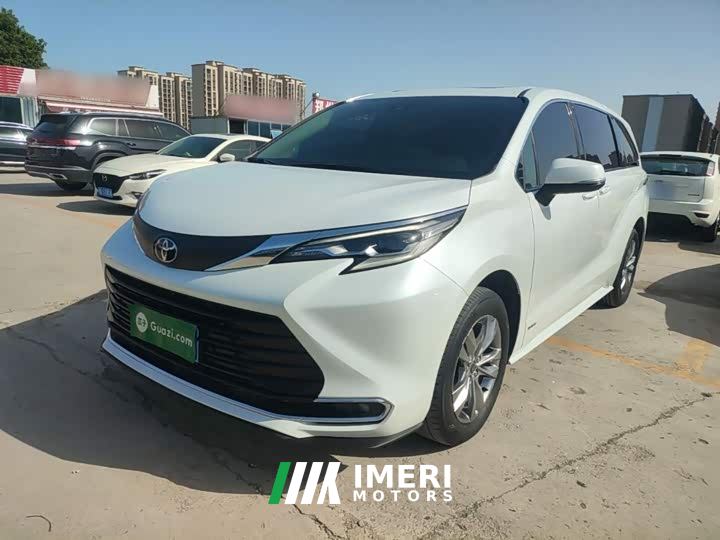 Toyota Sienna 2.5L Hybrid Comfort Edition