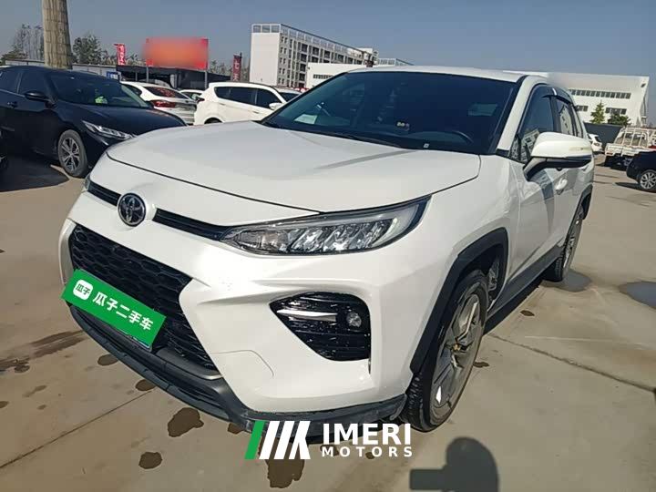 Toyota Wildland 2.0L CVT FWD Leading Edition
