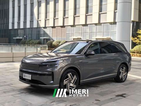 2025 Onvo L90 Max Six-Seater