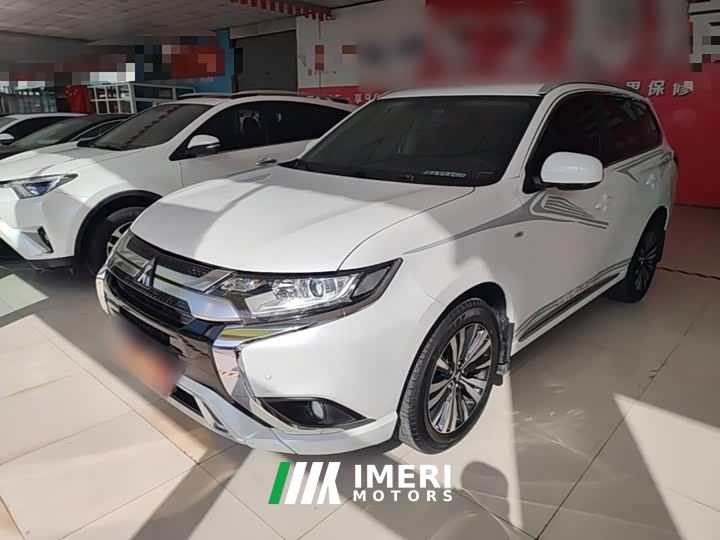 Mitsubishi Outlander Facelift 2.0L FWD Comfort 5-Seater