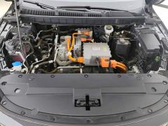 FAW Red Flag E-QM5 Facelift Base Mobility Edition - фото 10