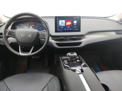 FAW Red Flag E-QM5 Facelift Base Mobility Edition - фото 12
