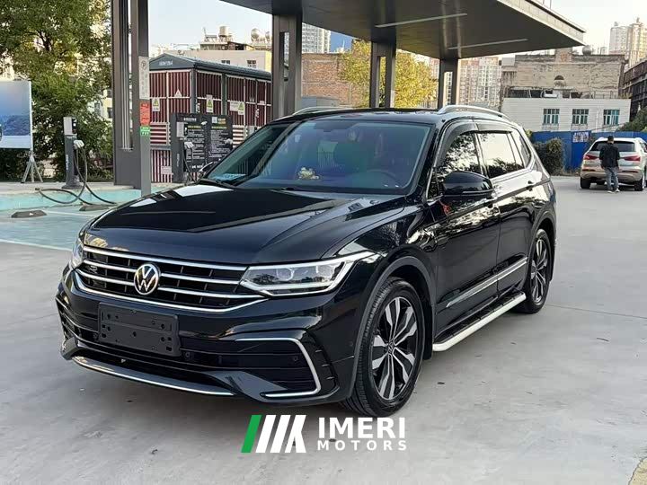 Volkswagen Tiguan L 330TSI Automatic FWD R-Line Comfort Edition