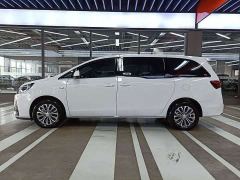 Buick GL8 Land Business Class Comfort Edition - ფოტო 9