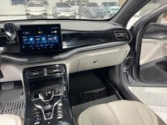 BYD Qin PLUS Glory Edition DM-i 55KM Leading - фото 11