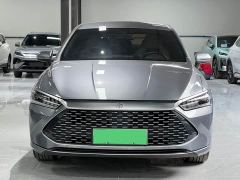 BYD Qin PLUS Glory Edition DM-i 55KM Leading - фото 2
