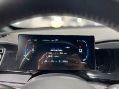 BYD Qin PLUS Glory Edition DM-i 55KM Leading - фото 6