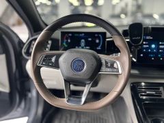 BYD Qin PLUS Glory Edition DM-i 55KM Leading - фото 7