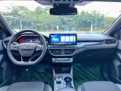 Ford Focus Hatchback EcoBoost 180 Automatic ST Line - ფოტო 8