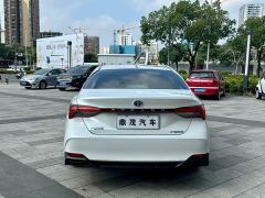 Toyota Avalon 2.5L Luxury - photo 4