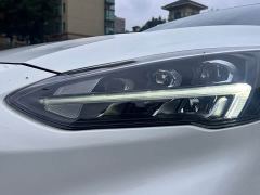 Ford Focus Sedan EcoBoost 180 Automatic ST Line - photo 4