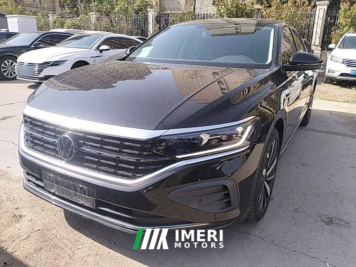 Volkswagen Passat 330TSI Elite - автомобиль из Китая