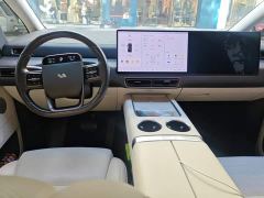 Li Auto Li Xiang MEGA Ultra - ფოტო 12
