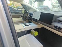 Li Auto Li Xiang MEGA Ultra - ფოტო 8