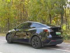 Tesla Model Y Rear-Wheel Drive - ფოტო 7