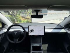 Tesla Model Y Rear-Wheel Drive - ფოტო 12