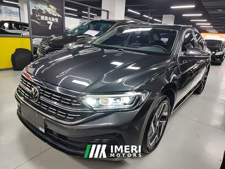 Volkswagen Sagitar 300TSI DSG Excellence Edition
