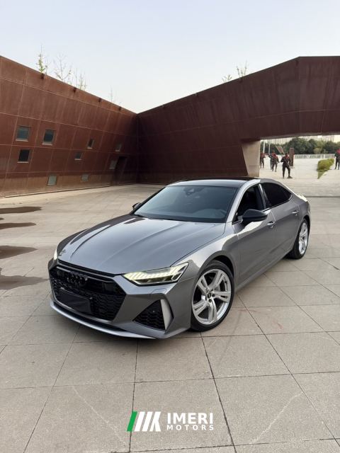 2022 Audi A7L 45 TFSI quattro S-line White Wizard Edition - автомобиль из Китая