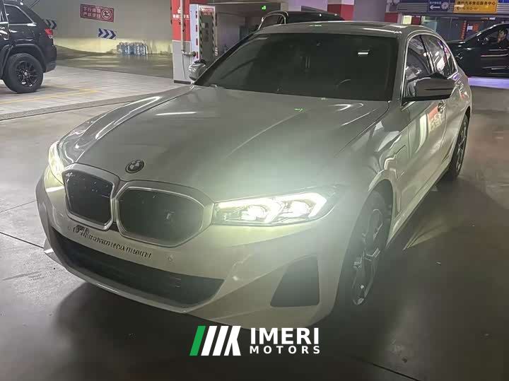 BMW i3 eDrive 35 L