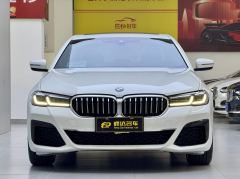 BMW 5 Series (Imported) 530i M Sport Package - ფოტო 16