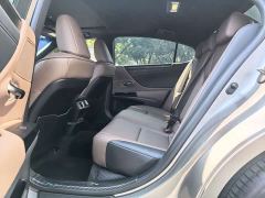 Lexus ES 200 Premium Edition - фото 5