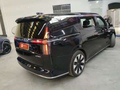 Volvo EM90 Ultra Six-Seater - фото 3