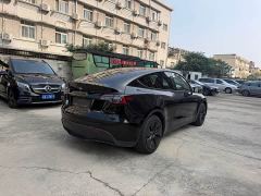 Tesla Model Y Rear-Wheel Drive - photo 4