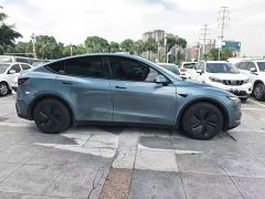 Tesla Model Y Rear-Wheel Drive - photo 2
