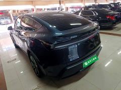 Tesla Model Y Rear-Wheel Drive - фото 4