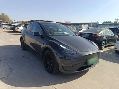 Tesla Model Y Long Range All-Wheel Drive - фото 3