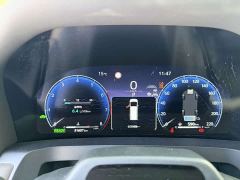 Toyota Alphard Hybrid 2.5L Premium Edition - ფოტო 16