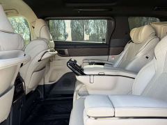 Toyota Alphard Hybrid 2.5L Premium Edition - ფოტო 9